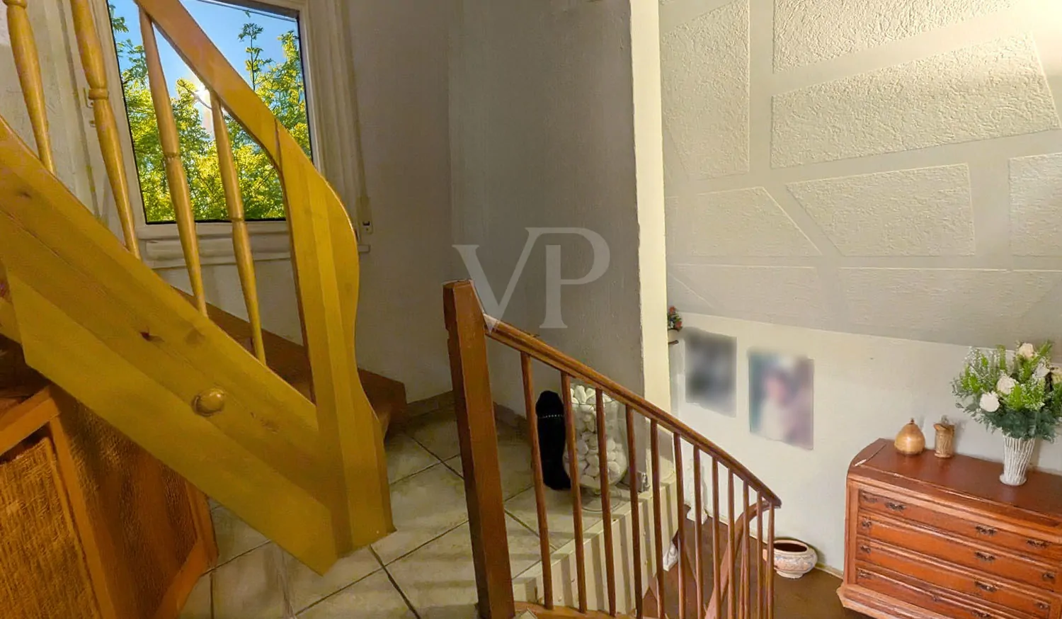 Treppenbereich zum Spitzboden