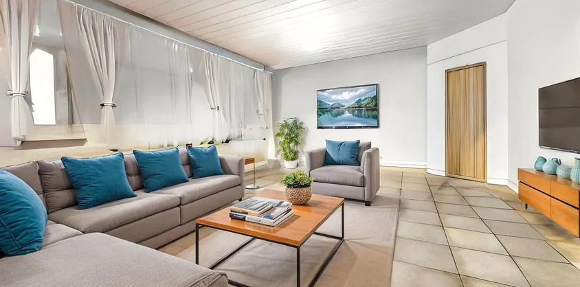 von Poll Immobilien GmbH