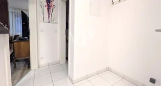 von_poll_real_estate_property_25313008_image_7