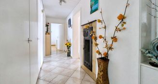 von_poll_real_estate_property_25313009_image_9