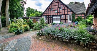 von_poll_real_estate_property_25293033_image_5