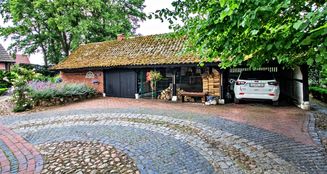 von_poll_real_estate_property_25293033_image_15