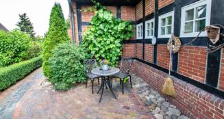 von_poll_real_estate_property_25293033_image_7
