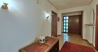 von_poll_real_estate_property_25293022_image_9