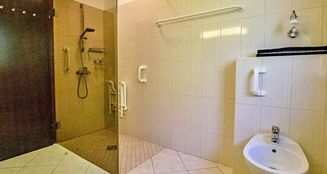von_poll_real_estate_property_25293022_image_18