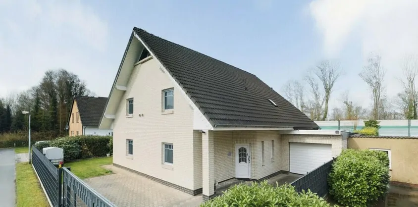 von Poll Immobilien GmbH