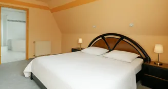 von_poll_real_estate_property_25293038_image_11