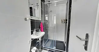 von_poll_real_estate_property_25293051_image_19