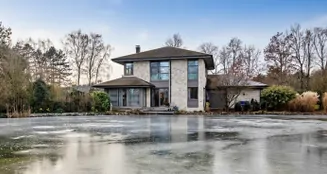 von_poll_real_estate_property_26293007_image_1