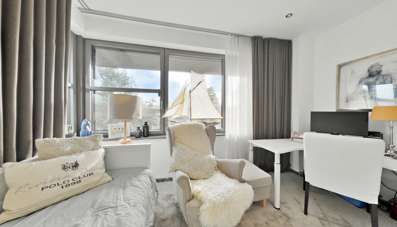 Kinderzimmer oder Büro