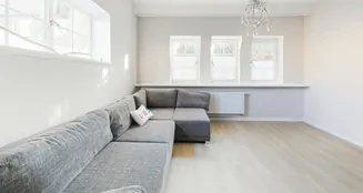 von_poll_real_estate_property_25293046_image_23