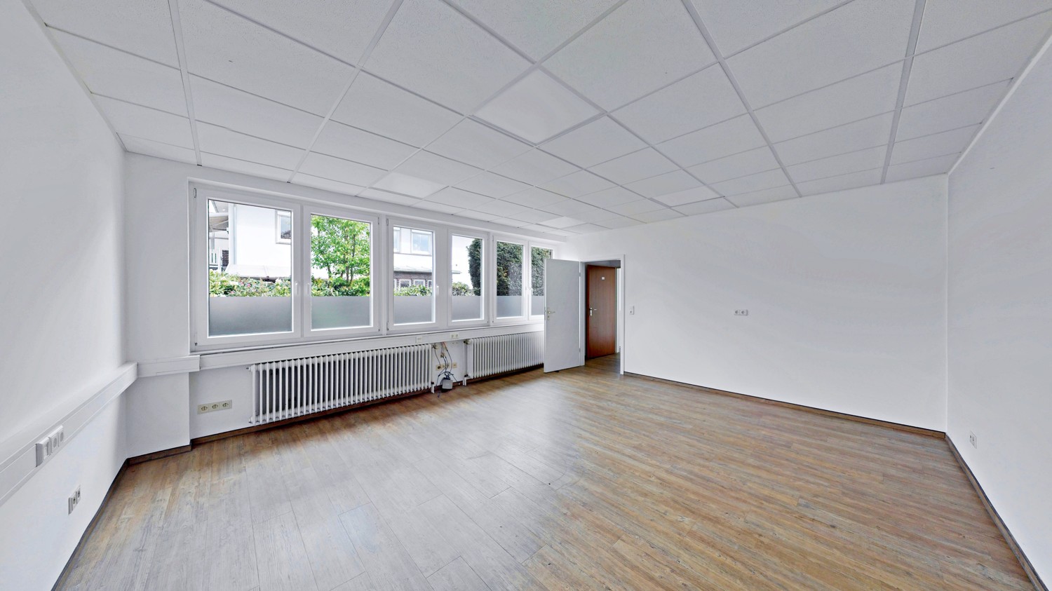 Büro 1