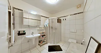 von_poll_real_estate_property_25293024_image_11