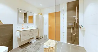 von_poll_real_estate_property_25293029_image_6