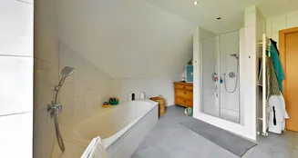 von_poll_real_estate_property_25293047_image_18