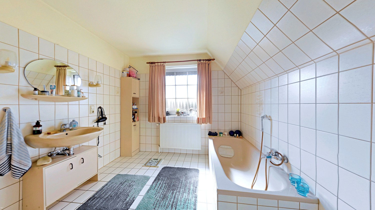 Badezimmer OG