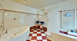 von_poll_real_estate_property_25293042_image_8