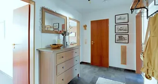 von_poll_real_estate_property_25293044_image_3