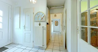 von_poll_real_estate_property_25293054_image_5