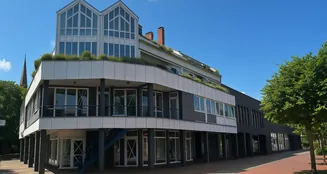 von_poll_real_estate_property_25293055_image_0