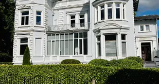 von_poll_real_estate_property_25293048_image_2