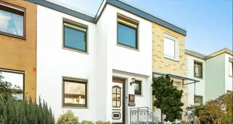 von_poll_real_estate_property_252903057_image_0