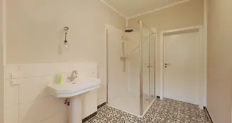 von_poll_real_estate_property_25293063_image_3