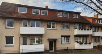 von_poll_real_estate_property_25293062_image_0