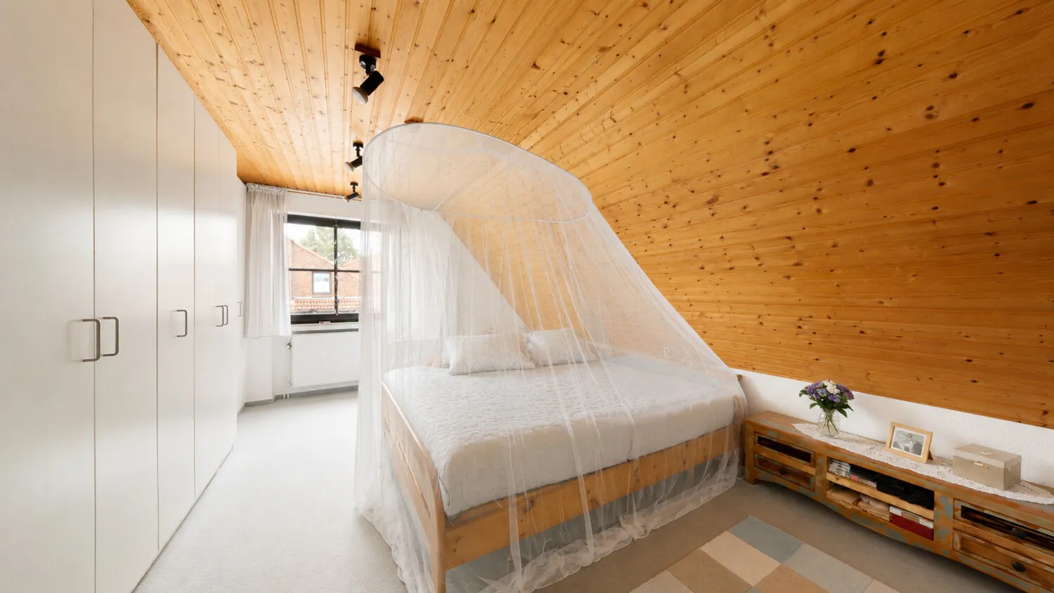 Elternschlafzimmer OG