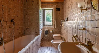 von_poll_real_estate_property_25015030_image_14