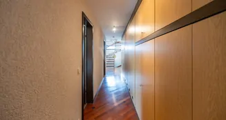 von_poll_real_estate_property_25015031_image_16