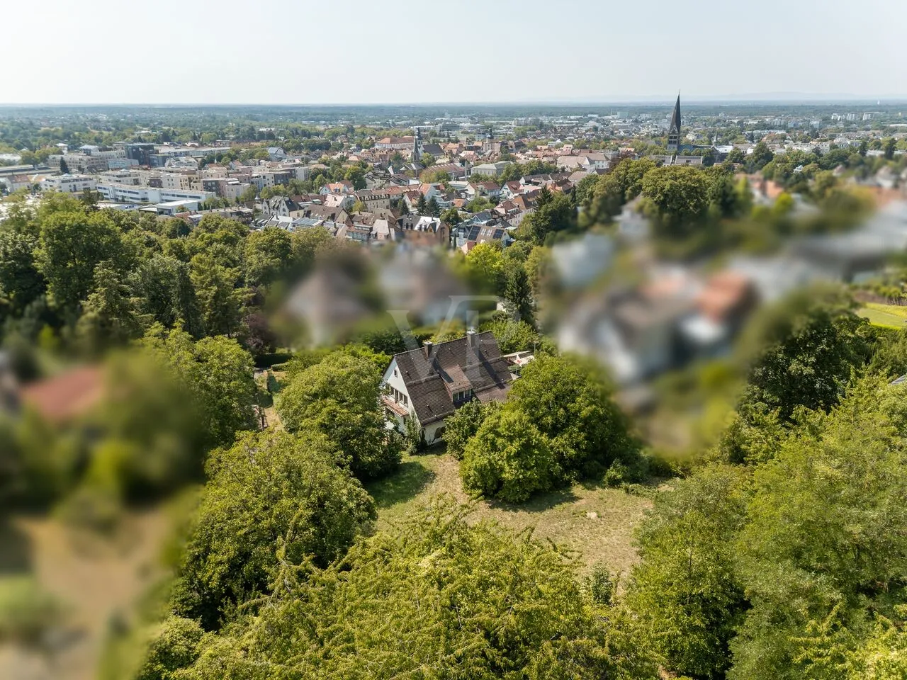 Grundstück