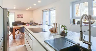 von_poll_real_estate_property_25015038_image_3