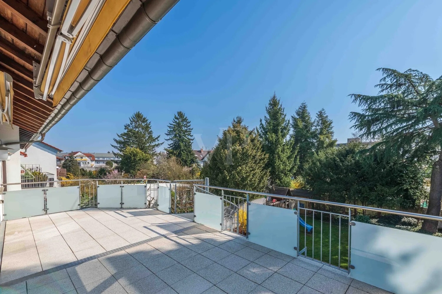 OG. Balkon