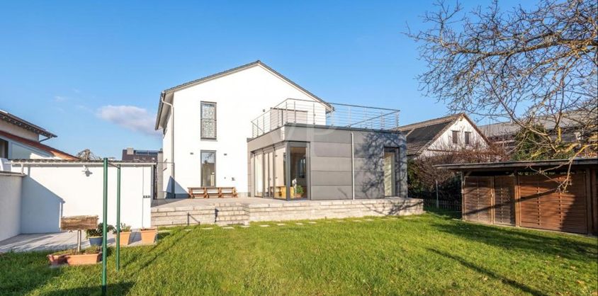 von Poll Immobilien GmbH