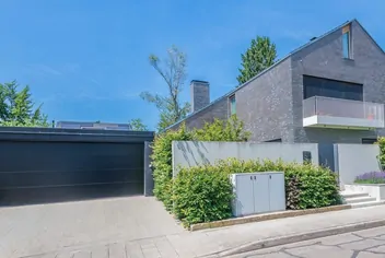 von Poll Immobilien GmbH