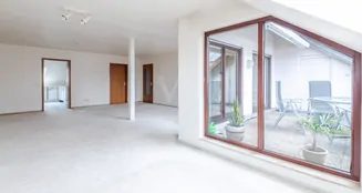 von_poll_real_estate_property_25015022_image_2