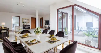 von_poll_real_estate_property_25015022_image_3