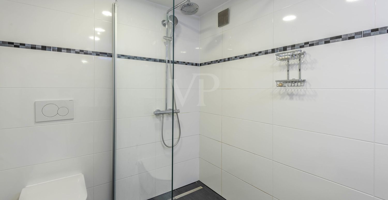 UG Badezimmer)