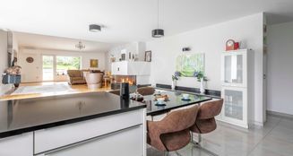 von_poll_real_estate_property_25015002_image_3