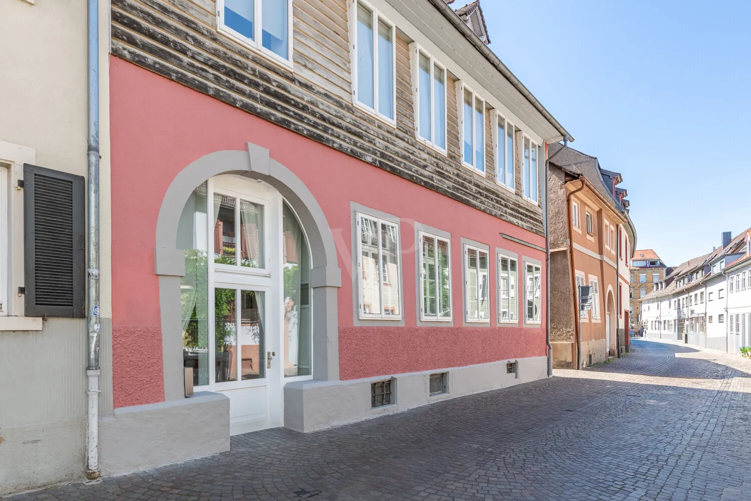 Straßenansicht