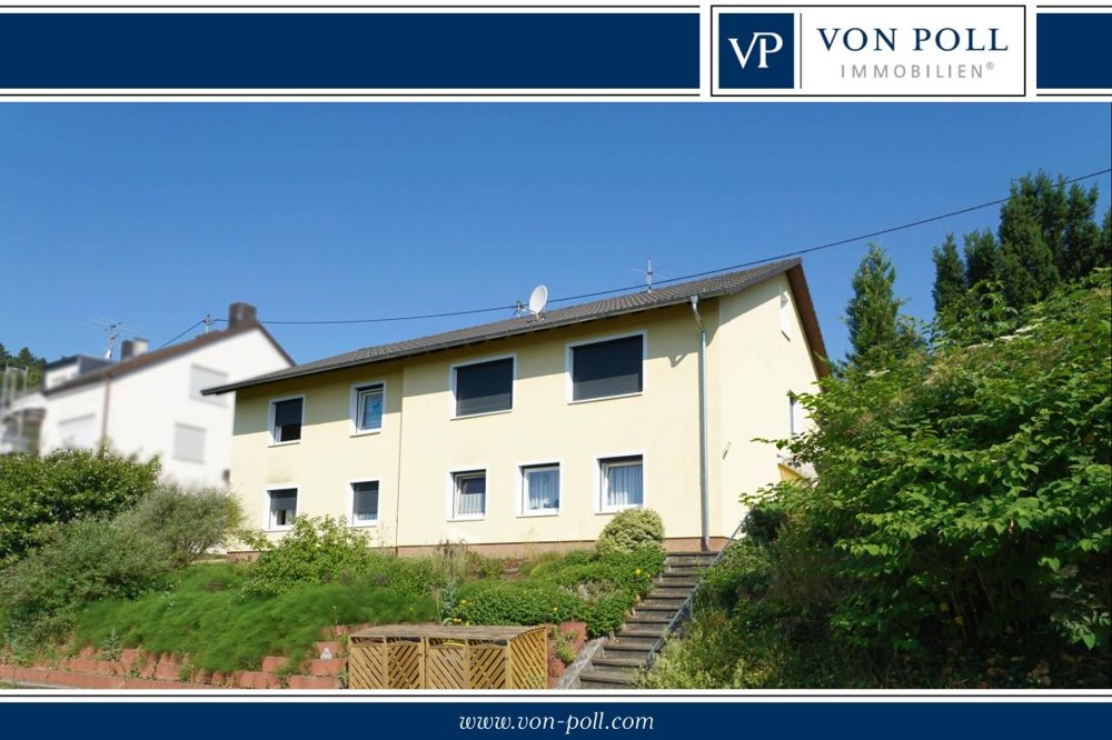 MODERNISIERTES ZWEIFAMILIENHAUS – Wohnen & Vermieten unter einem Dach