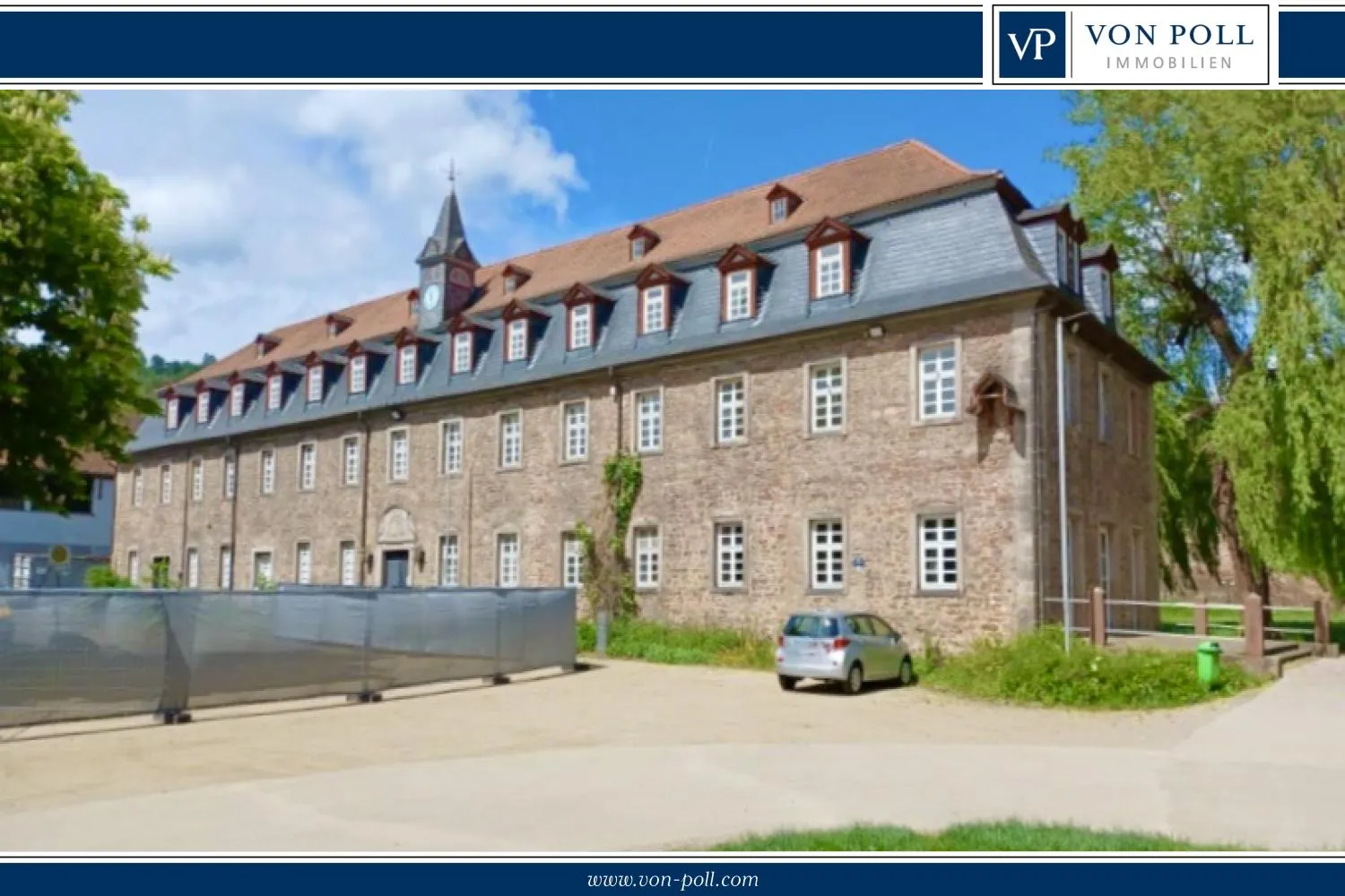 SANIERUNG IM SOMMER 2026 ABGESCHLOSSEN. PRAXISFLÄCHEN IN VERSCHIEDENEN GRÖßEN ZUR AUSWAHL