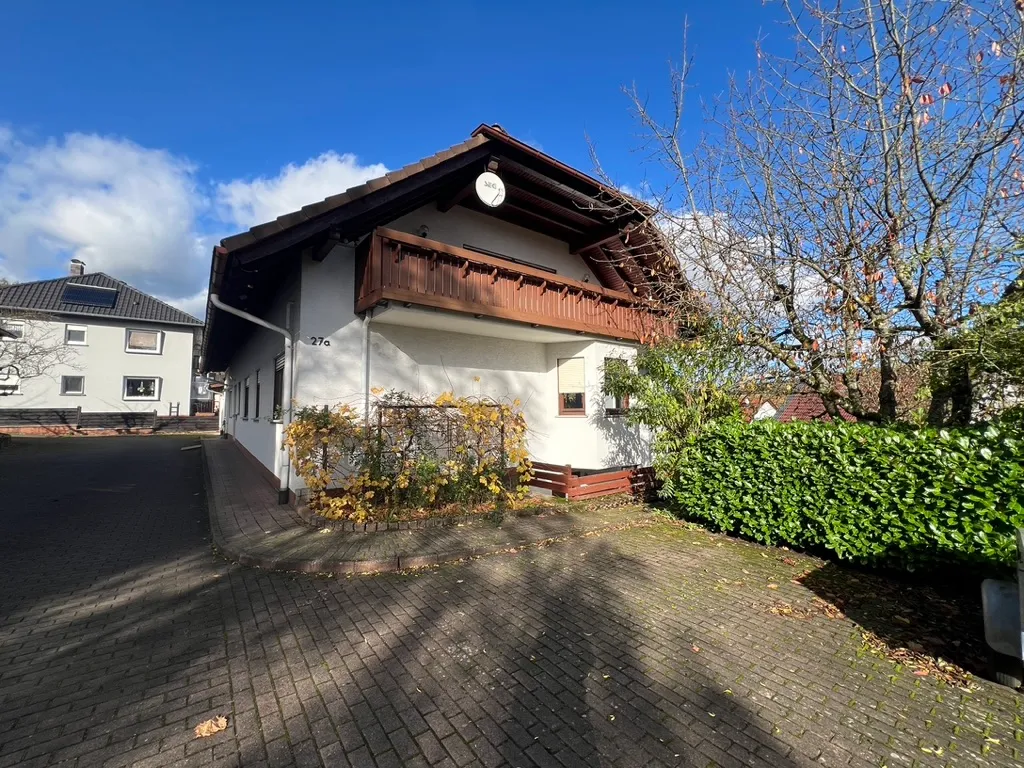 AB JETZT WOHNEN WIR ALLE UNTER EINEM DACH !