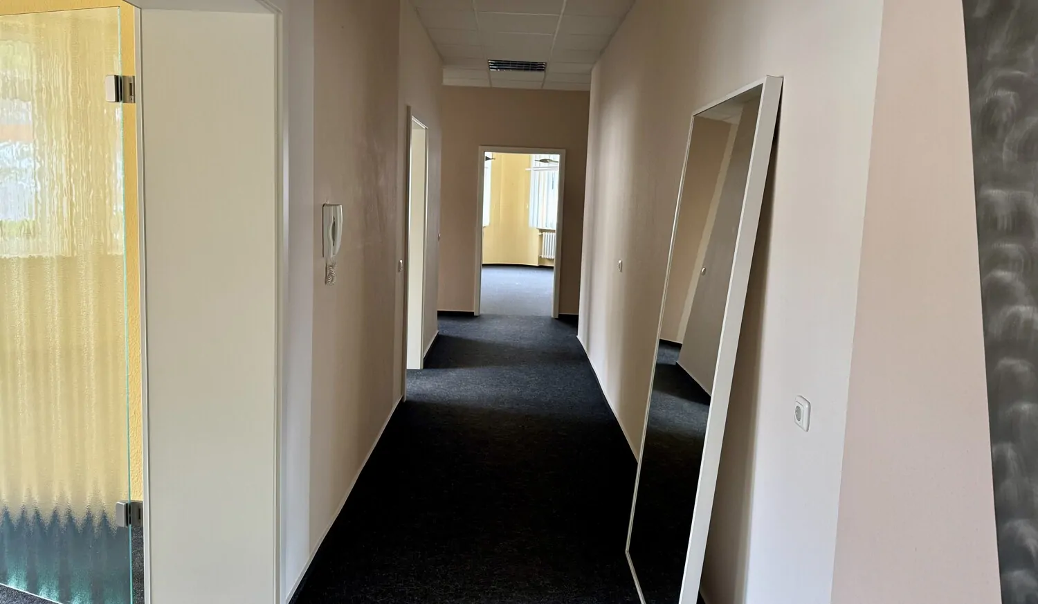 Flur, Blick von Eingangstür