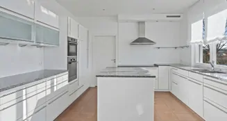 von_poll_real_estate_property_26296002_image_9