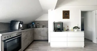 von_poll_real_estate_property_25296009_image_16