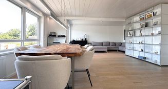 von_poll_real_estate_property_25296003_image_1