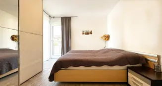 von_poll_real_estate_property_25296007_image_11