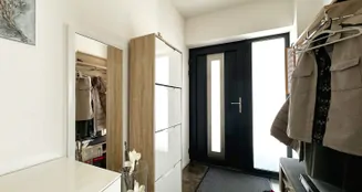 von_poll_real_estate_property_25296007_image_13